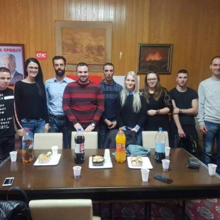 САСТАНАК СОЦИЈАЛИСТИЧКЕ ОМЛАДИНЕ У АПАТИНУ