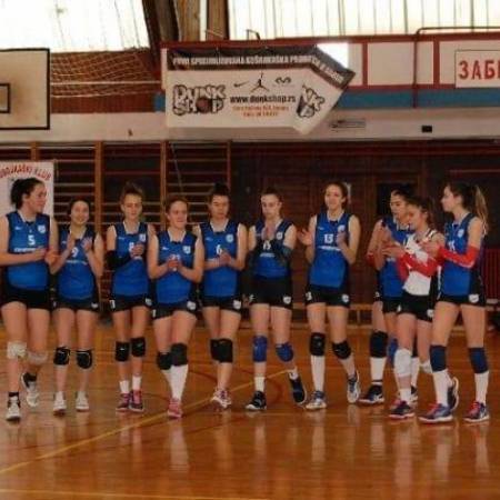 ОДБОЈКАШИЦЕ АПАТИНА У СУБОТУ ГОСТУЈУ ЕКИПИ СУТЈЕСКЕ