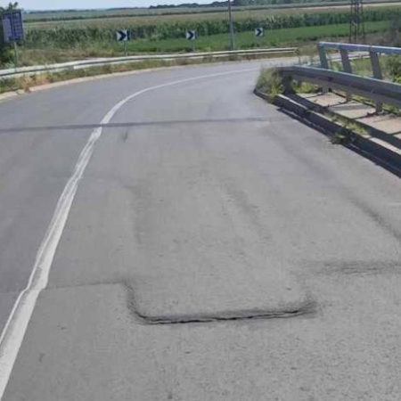 POJAVILA SE PUKOTINA NA PRIGREVAČKOM MOSTU: TREBA LI DA SE ZABRINEMO?
