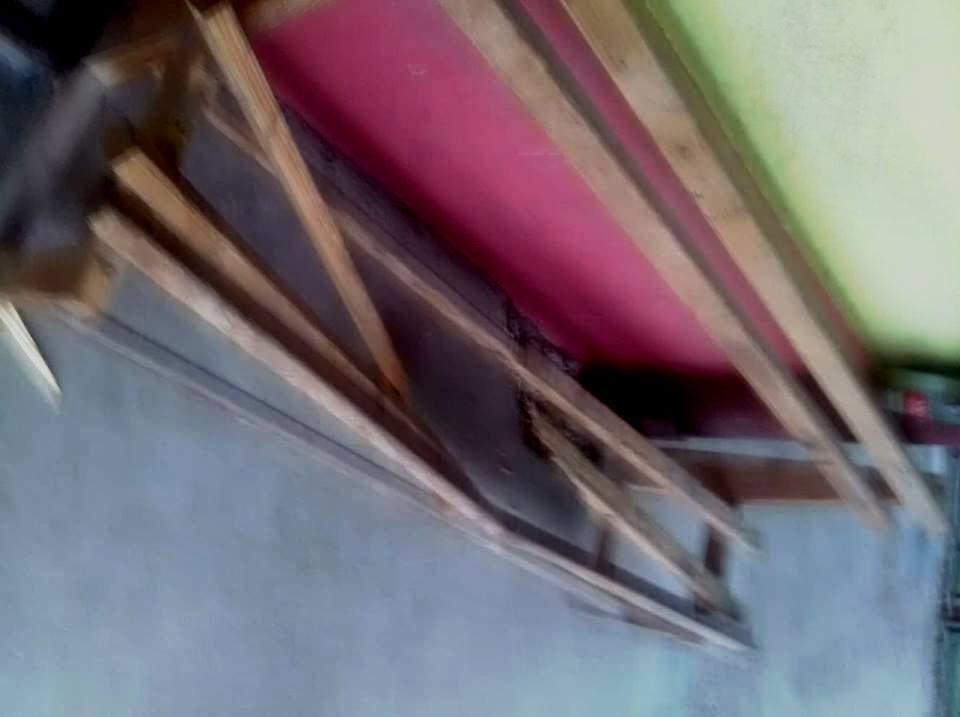 уништена клупа на жс пригревица